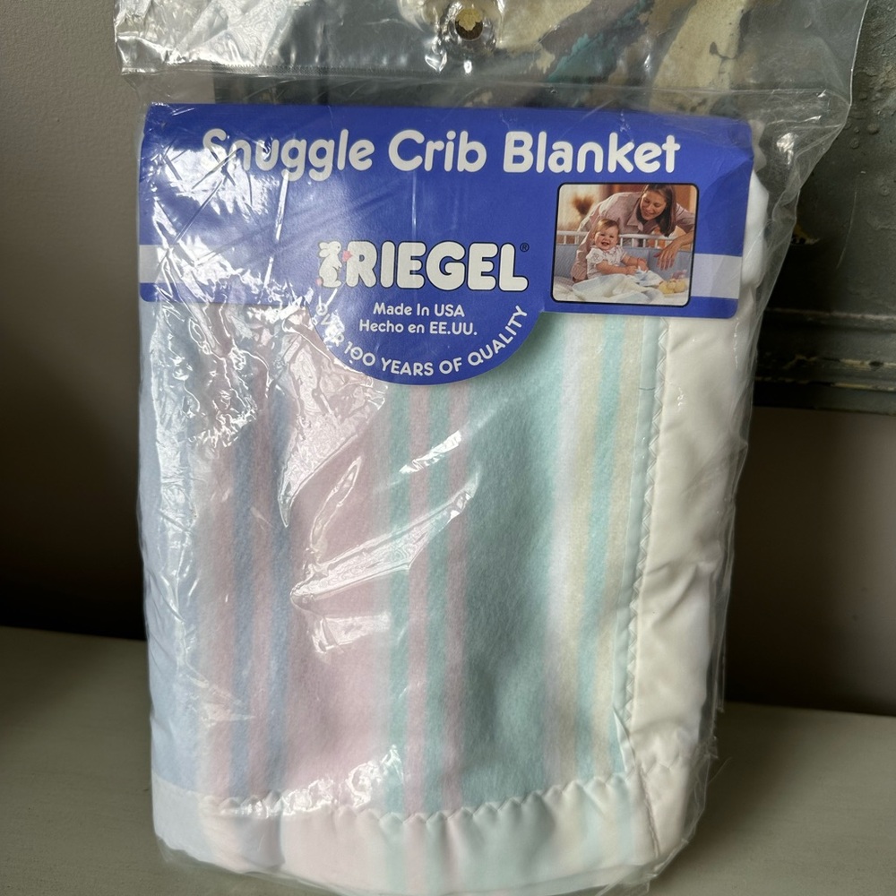 Riegel snuggle crib blanket made in USA pastels silky edge vintage
